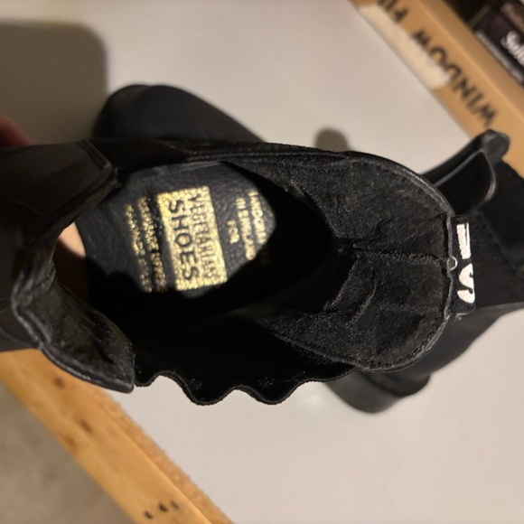 Vegetarian Shoes Black Airseal Chelsea Boots - - Picture 2 of 5